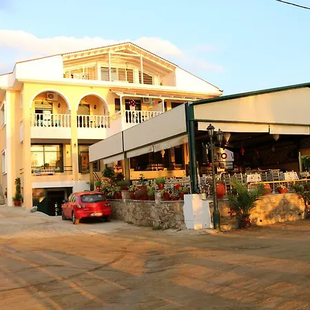 Delfinario Hotel Pteleos
