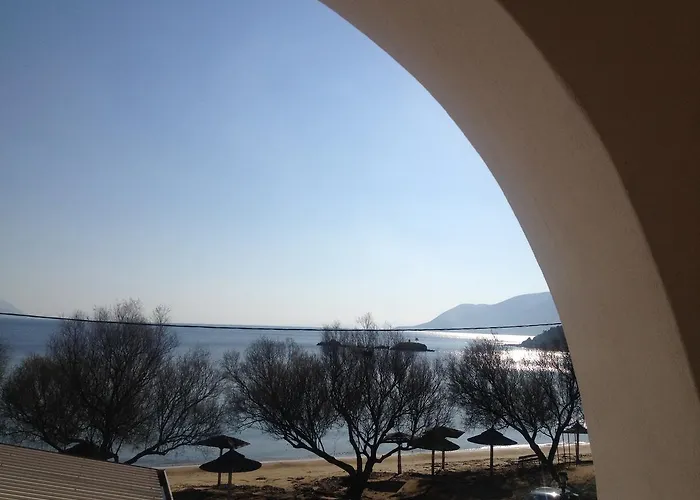 Delfinario * Pteleós